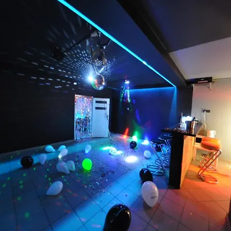 Laundromat Party House * 格但斯克